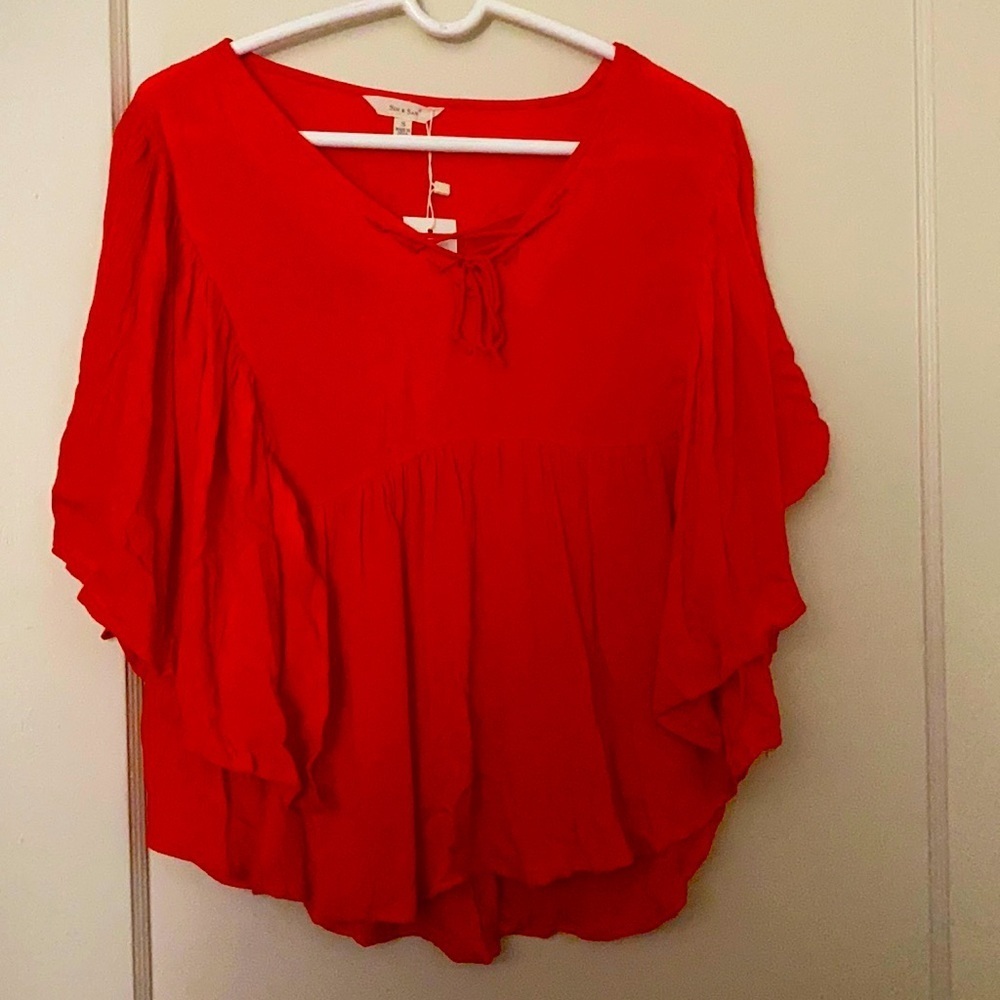 NWT Sim & Sam red blouse size: S